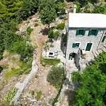 Holiday Home Dalmatinska Kuca